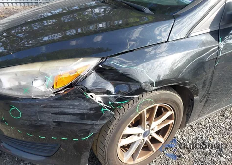 2015 Ford Focus Se z USA, uszkodzony, nr VIN 1FADP3F2XFL376578